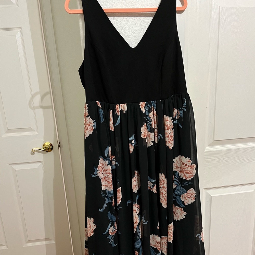 Torrid floral dress size 14 never worn